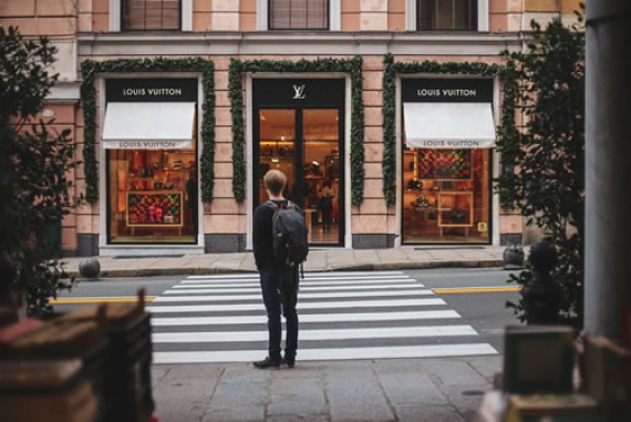 Buy expensive merchandise